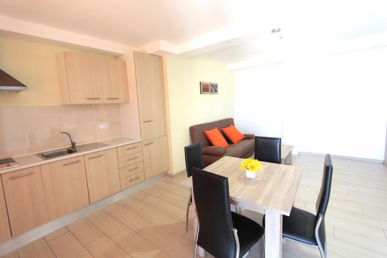 Apartamentos Giuliano Empuriabrava Buitenkant foto