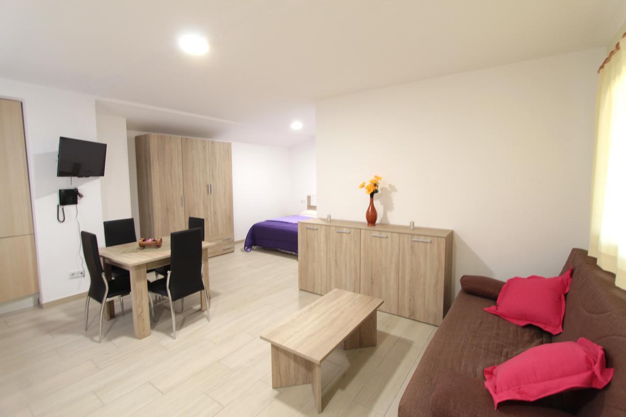 Apartamentos Giuliano Empuriabrava Buitenkant foto