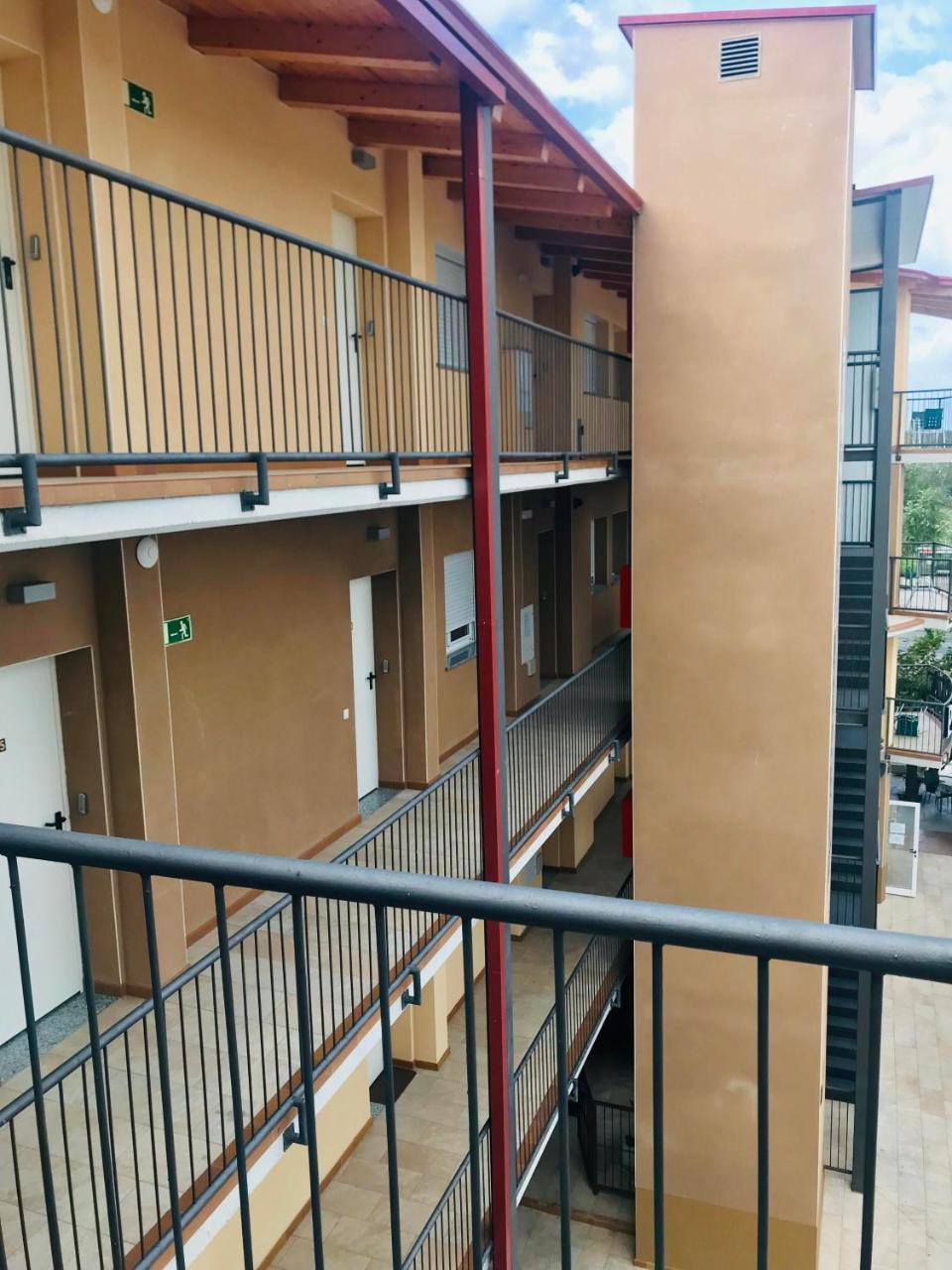 Apartamentos Giuliano Empuriabrava Buitenkant foto