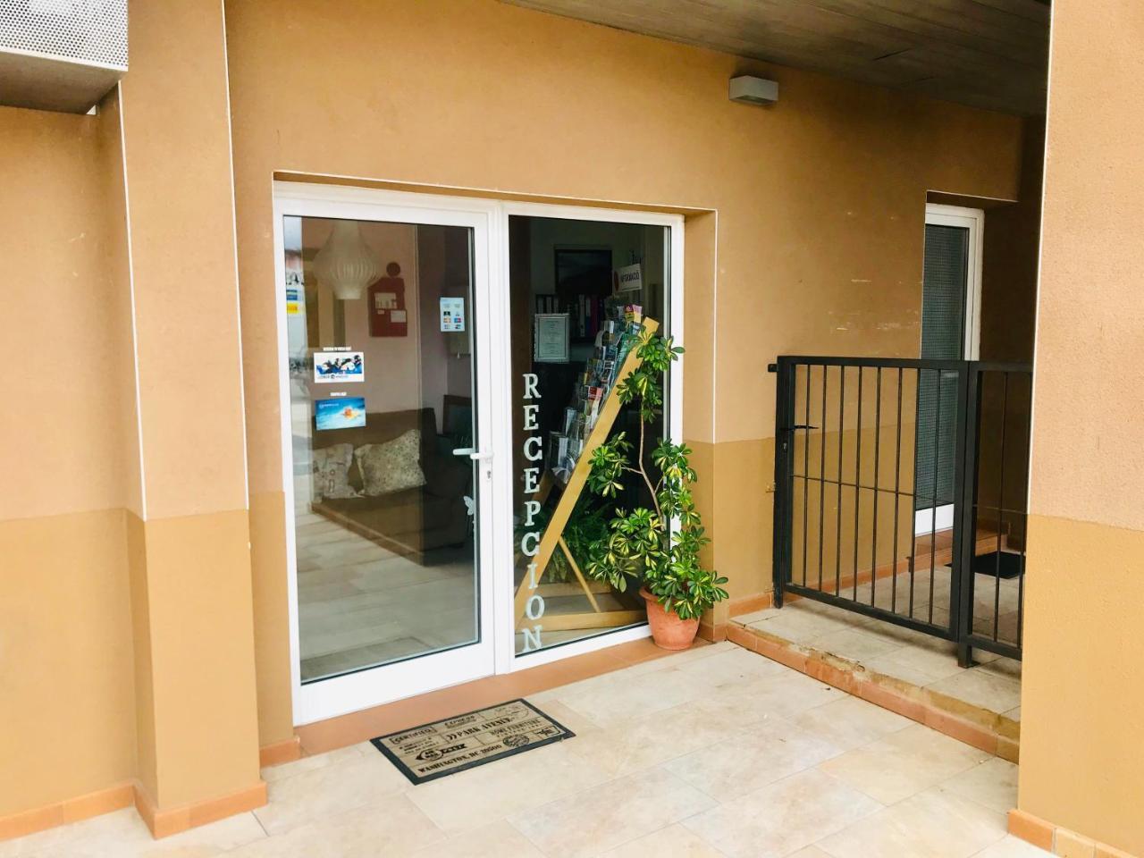 Apartamentos Giuliano Empuriabrava Buitenkant foto