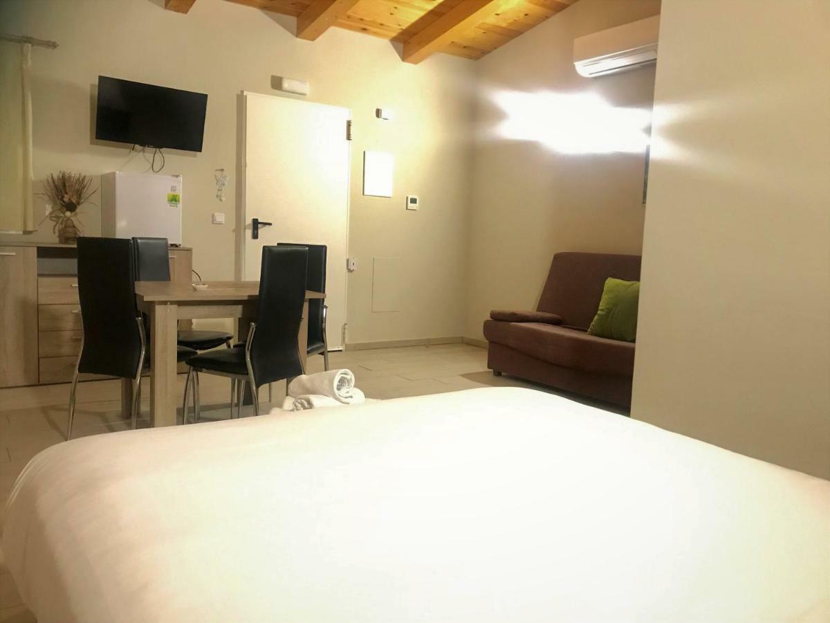 Apartamentos Giuliano Empuriabrava Buitenkant foto