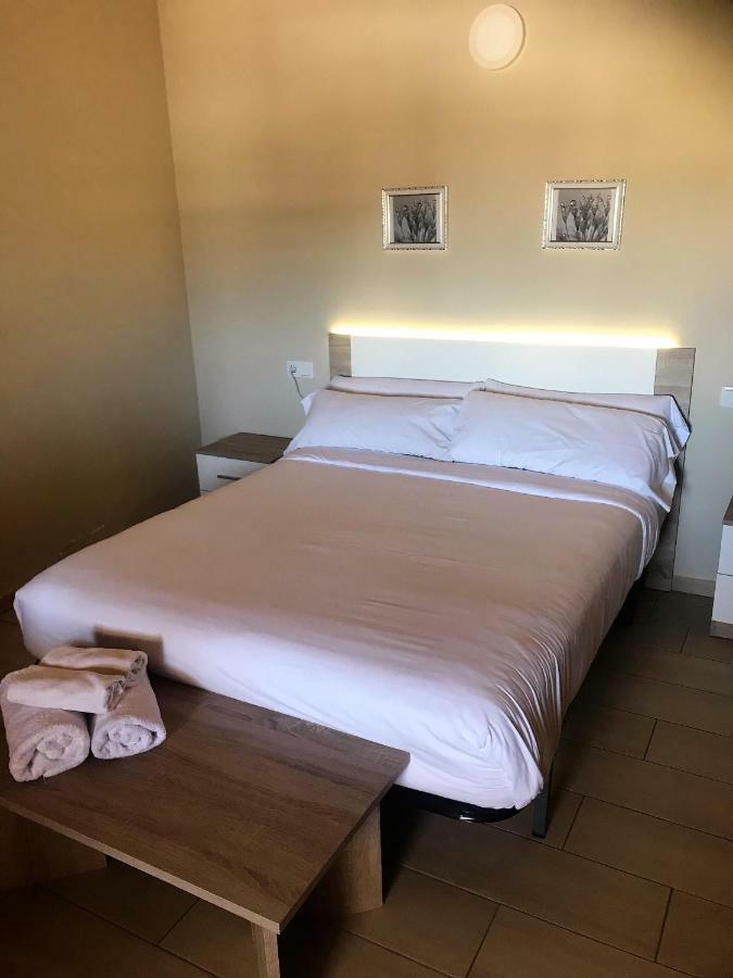 Apartamentos Giuliano Empuriabrava Buitenkant foto